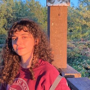 Meet your Posher, Yassmeen